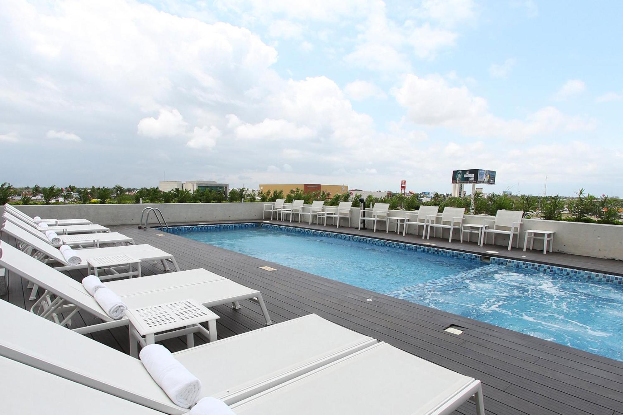 Fiesta Inn Mérida Eksteriør bilde